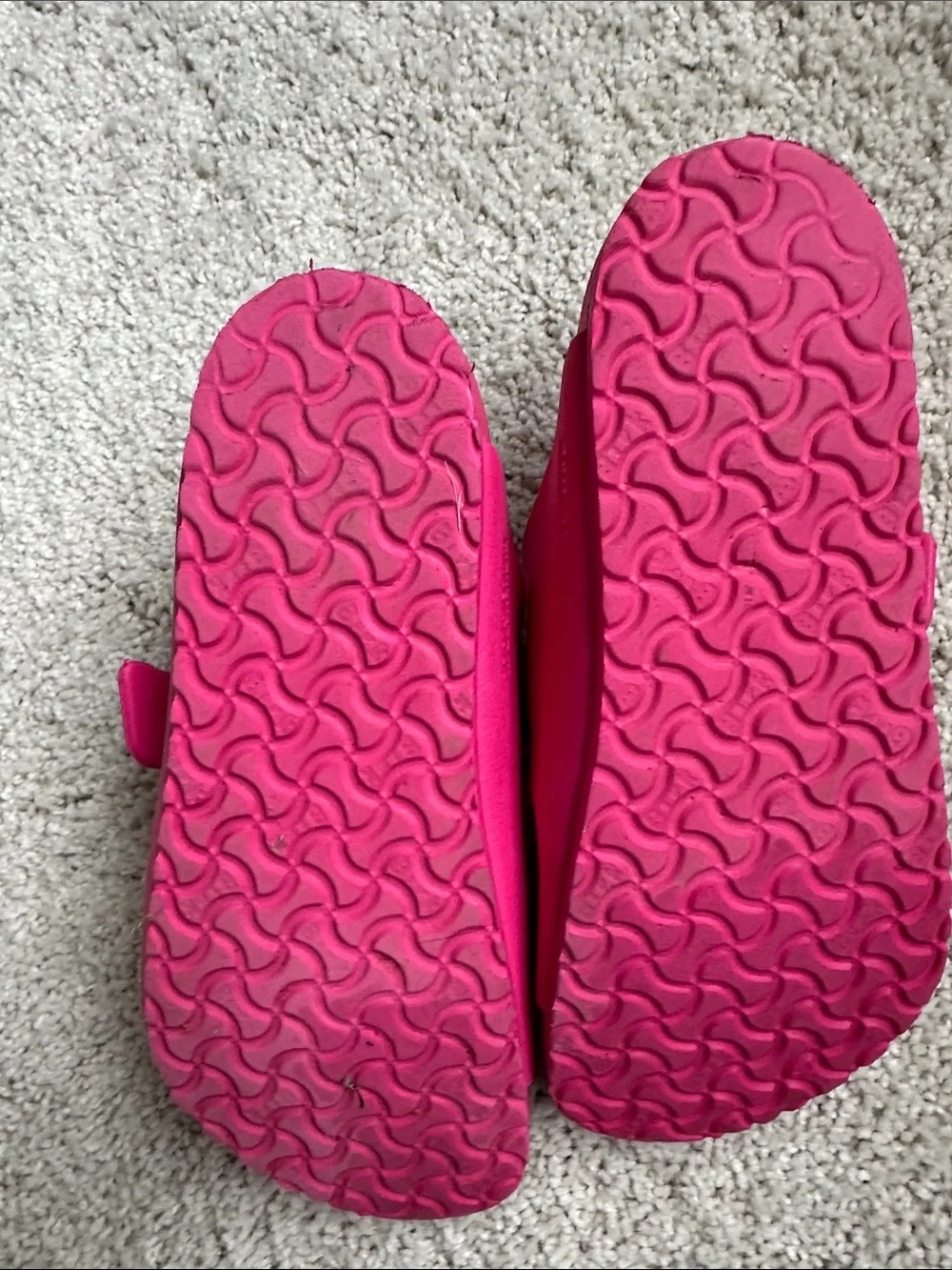 Kids Birkenstock Pink Arizona EVA Two Strap Slides Sandals Sz 34 Youth 2-2.5
